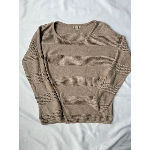 BANANA REPUBLIC SOFT KNIT SWEATER TAN COLOR SIZE SMALL - Picture 1 of 4